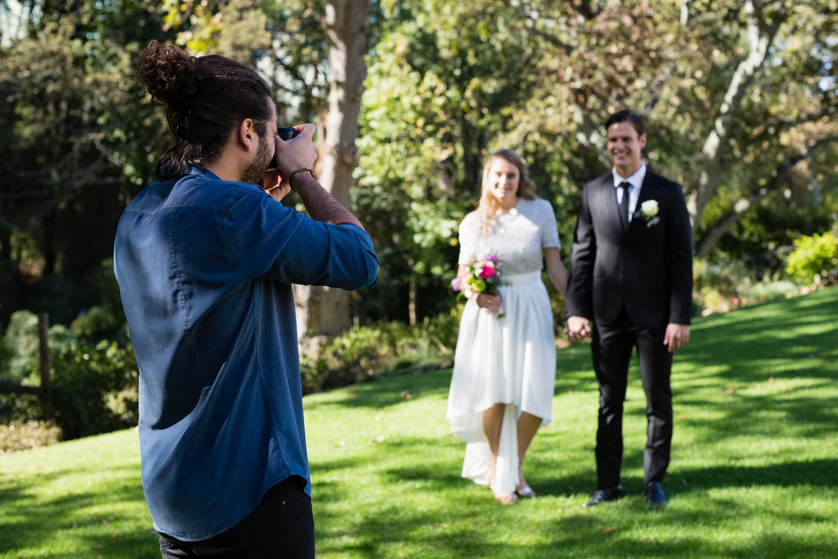 ¿Cómo construir la conexión perfecta con el fotógrafo el día de tu boda?