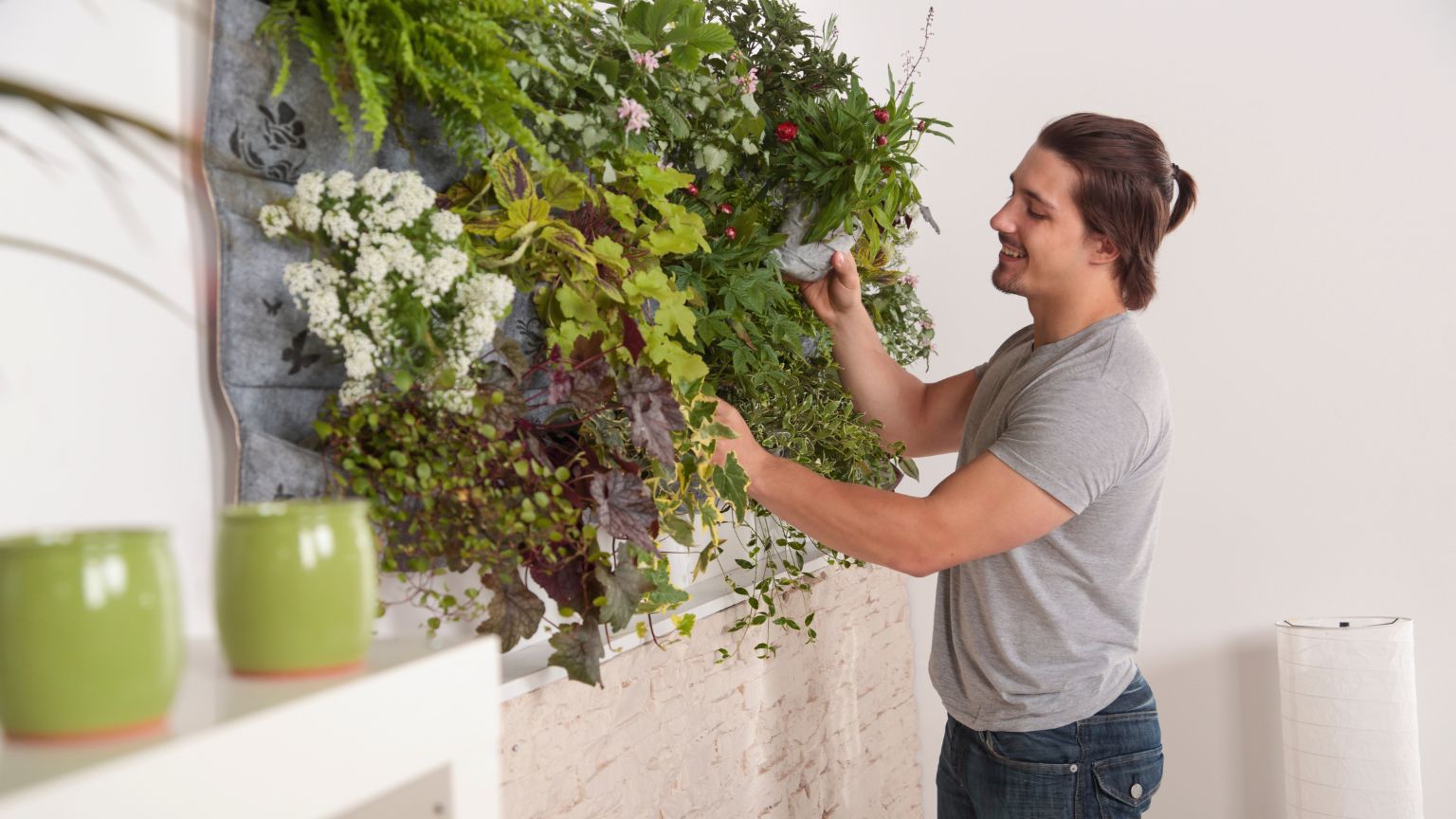 Cómo crear un jardín vertical en casa de manera fácil y económica