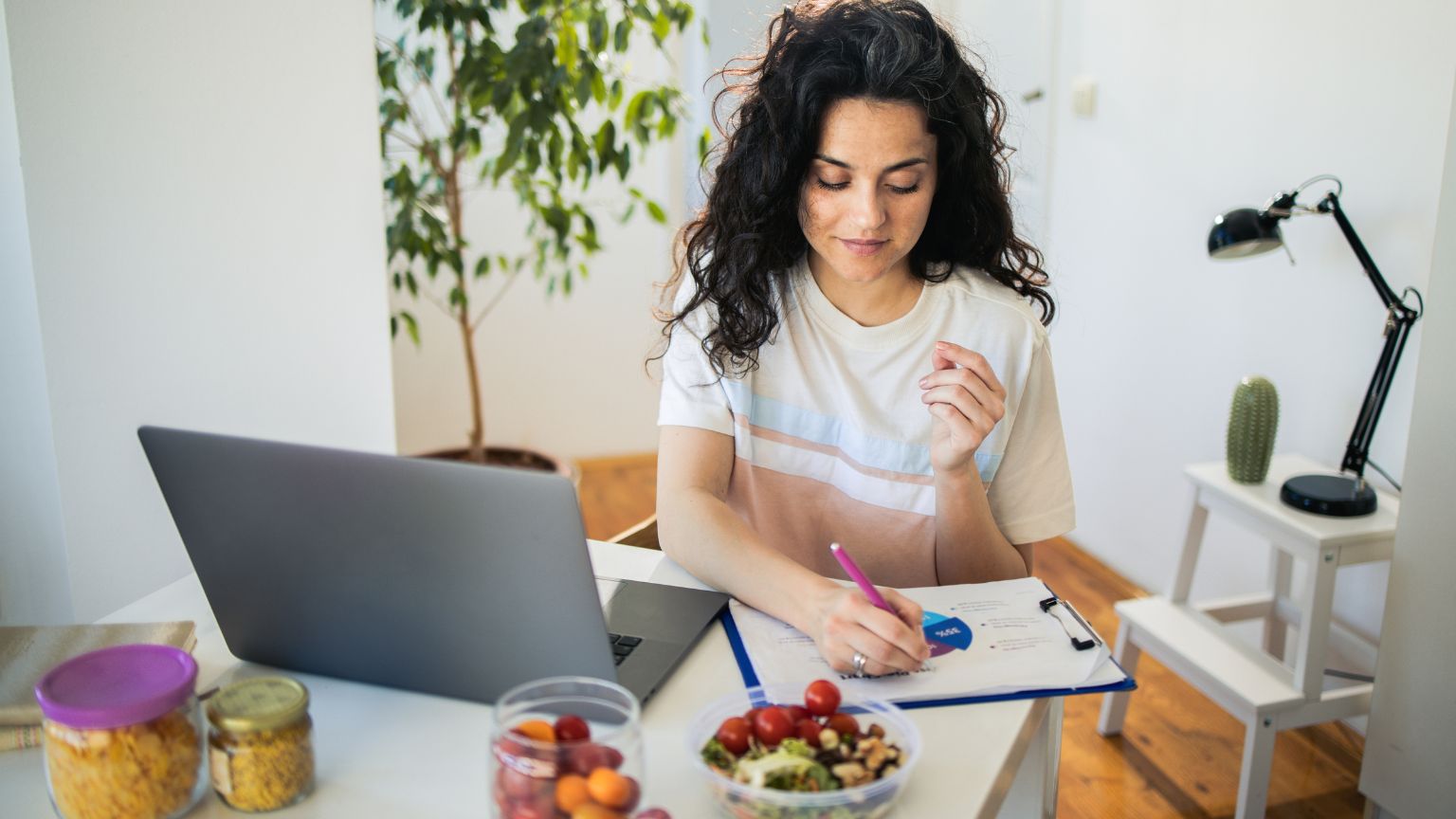 Consulta online de salud y bienestar para transformar tu estilo de vida.