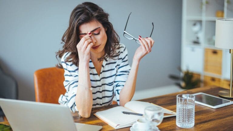 Cómo manejar el estrés y encontrar el equilibrio emocional.