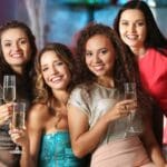 Espacios modernos y discotecas exclusivas en Valencia para eventos empresariales y celebraciones privadas.