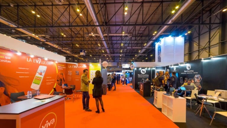 ¿Qué merchandising personalizado funciona mejor en eventos?