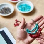 ¿Qué tipo de joyería artesanal es ideal para el verano?
