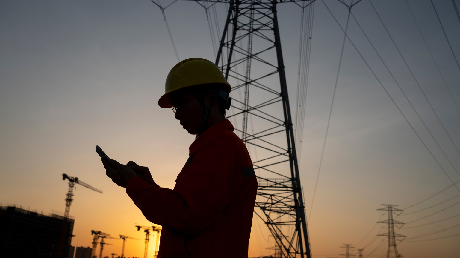 La importancia del mantenimiento eléctrico en comunidades