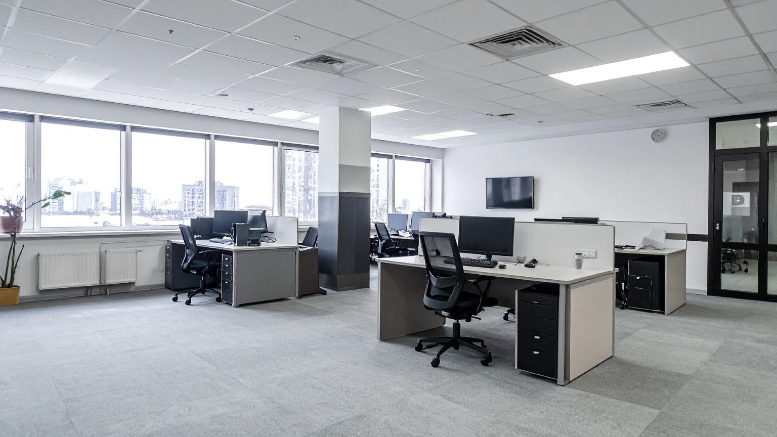 Espacio de trabajo moderno con muebles de oficina sostenibles y funcionales