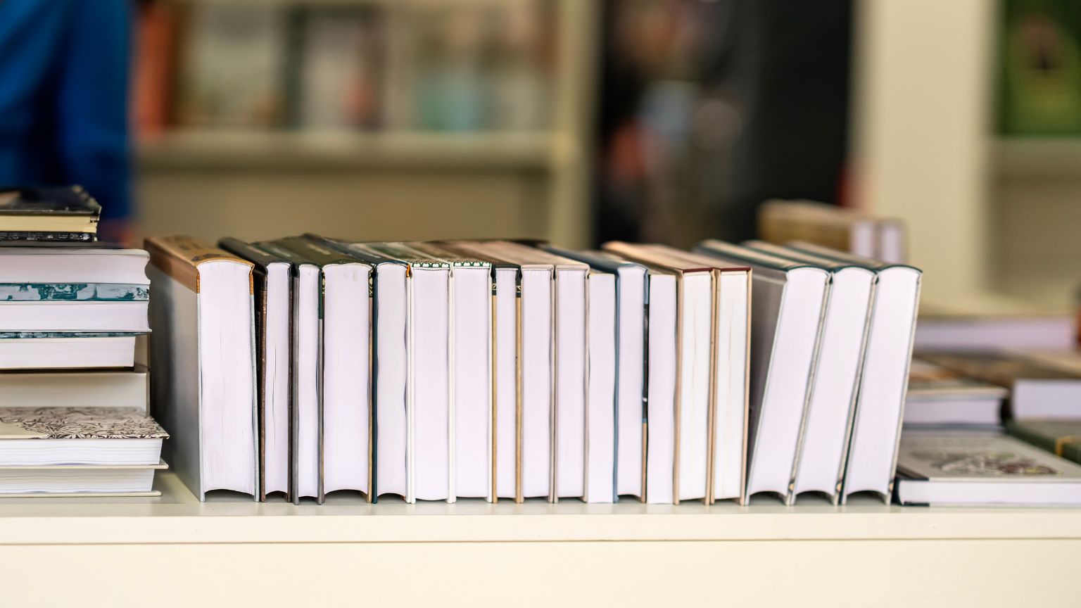 ¿Buscas imprimir tu propio libro? Esto es lo que debes saber.