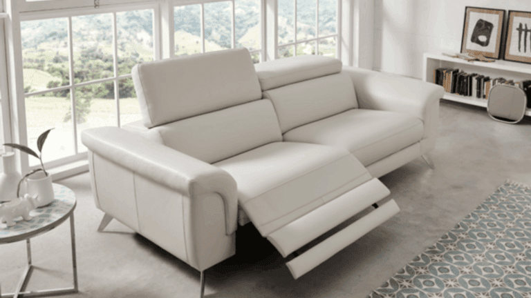 Descubre cómo elegir sofás para proyectos de interiorismo que combinan estilo, durabilidad y rentabilidad sin perder personalidad.