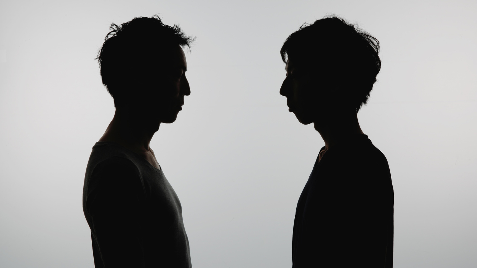 La deconstrucción masculina como camino hacia relaciones más libres