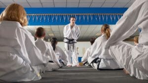 ¿Por qué entrenar artes marciales mejora tu vida desde el primer día?
