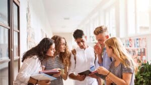 ¿Qué beneficios tiene un intercambio educativo para jóvenes?