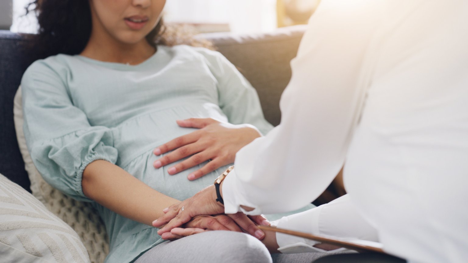 Cómo la psicología perinatal acompaña el bienestar emocional en el embarazo