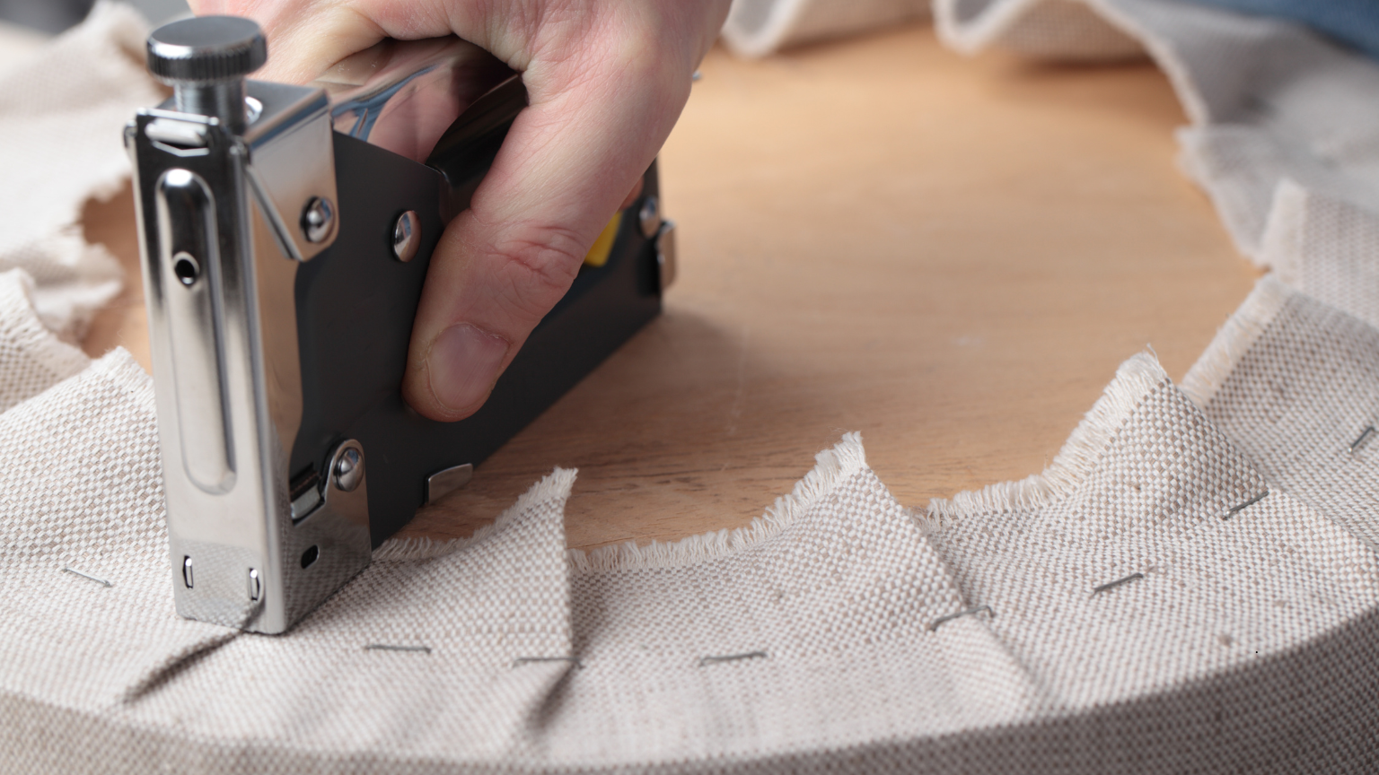 Guía práctica para elegir el mejor tapiceria de muebles en Madrid