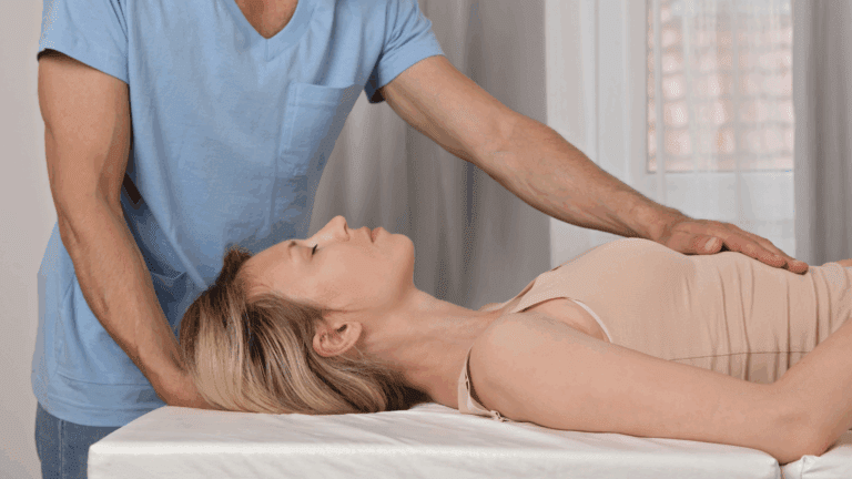 Consultorio relajado donde se aplican terapias integrativas personalizadas