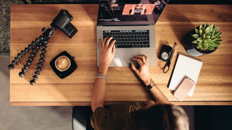 Soluciones digitales para emprendedoras que no quieren perder tiempo.