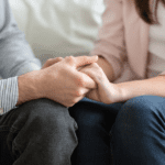 La terapia de pareja es una herramienta eficaz para abordar conflictos y fortalecer el vínculo.