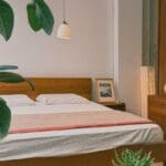 Redistribución de espacios pequeños en un piso moderno para ganar metros útiles y mejorar la funcionalidad del hogar