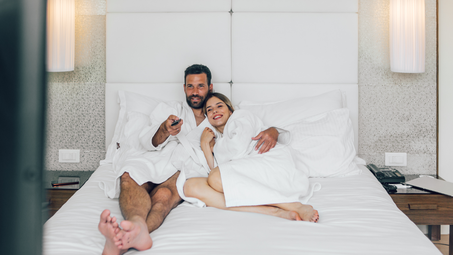 Sistema de televisión para hoteles con experiencia interactiva