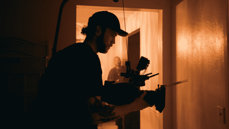 Cómo un filmmaker freelance transforma ideas en contenido visual único