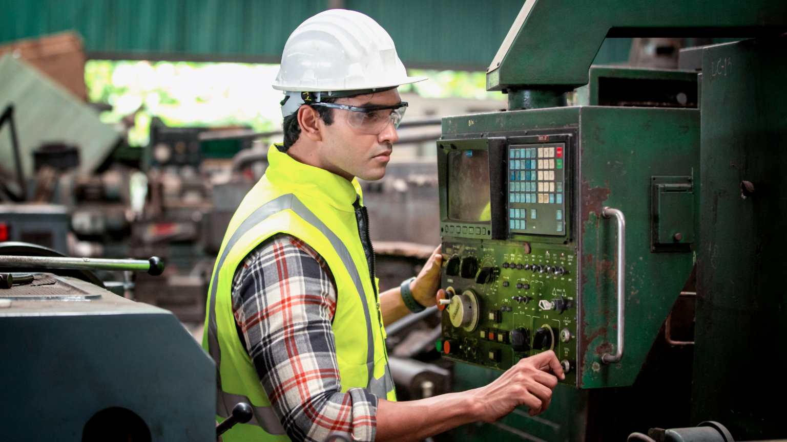 maquinaria profesional para mejorar la eficiencia del trabajo