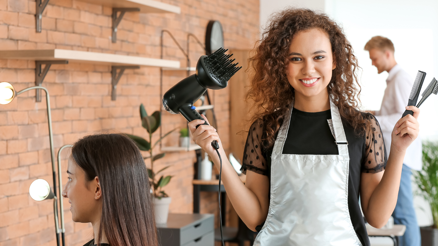 Fotografías inspiradoras de tratamientos estéticos en salón de belleza.