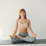 ¿Cómo empezar a hacer yoga si nunca lo has practicado?