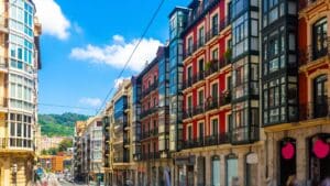 ¿Cómo invertir en vivienda en Bilbao sin cometer errores?