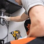 ¿Por qué es clave contar con fontaneros 24 horas disponibles?