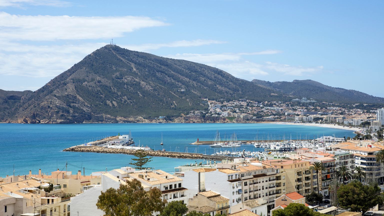 ¿Por qué invertir en propiedades en la Costa Blanca es una gran idea?