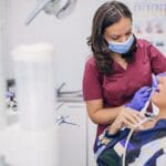 ¿Vale la pena invertir en equipos dentales personalizables?