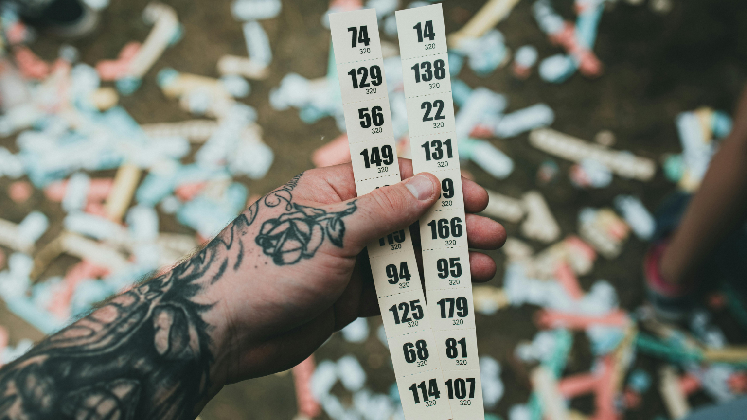 Imagen representativa de comprar lotería online desde casa.