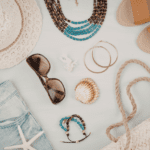 Accesorios de mujer que transforman cualquier look básico