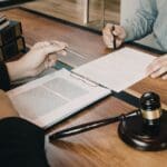 ¿Cuándo necesitas un abogado especializado en derecho civil?