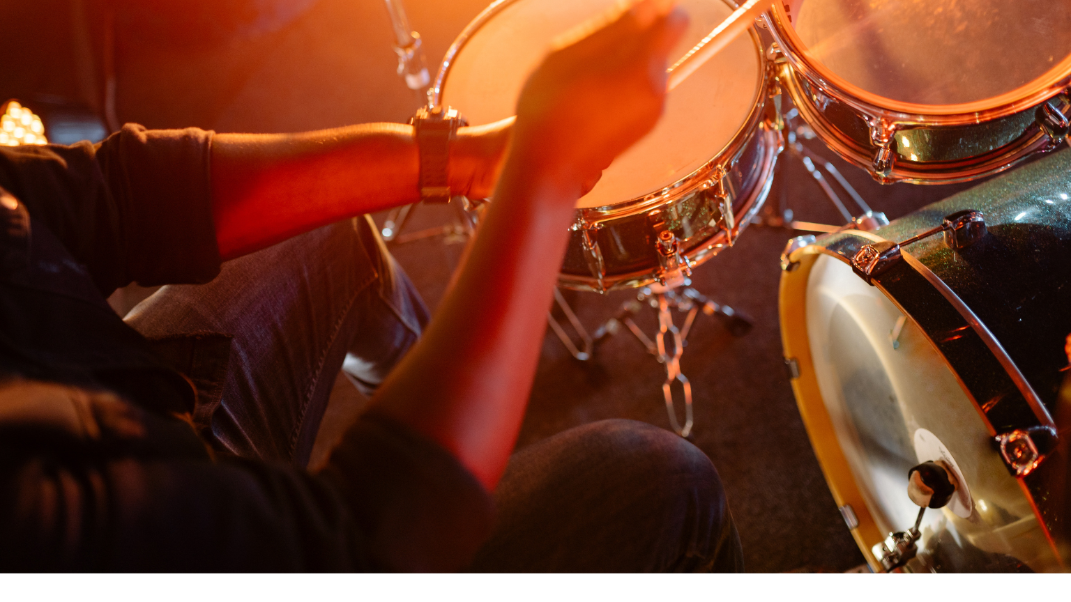 Tienda de ritmos online con catálogo de beats para cantantes y productores.