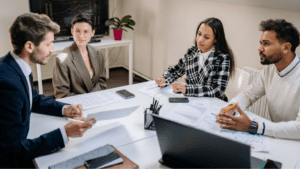 Estrategias de captación de talento para atraer profesionales cualificados.