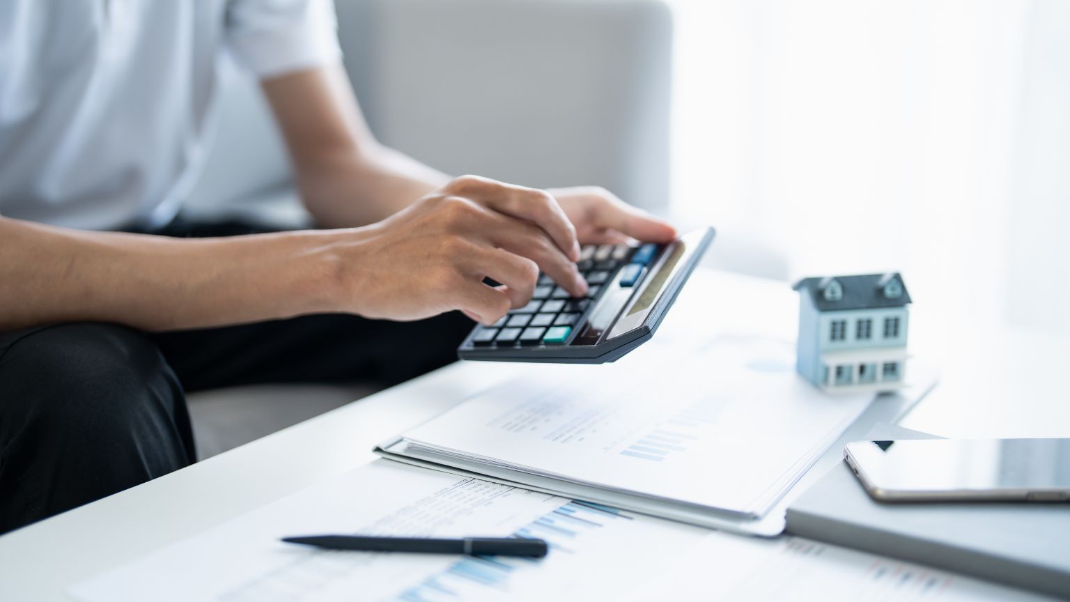 Certificado de eficiencia energética obligatorio en una vivienda con etiqueta energética