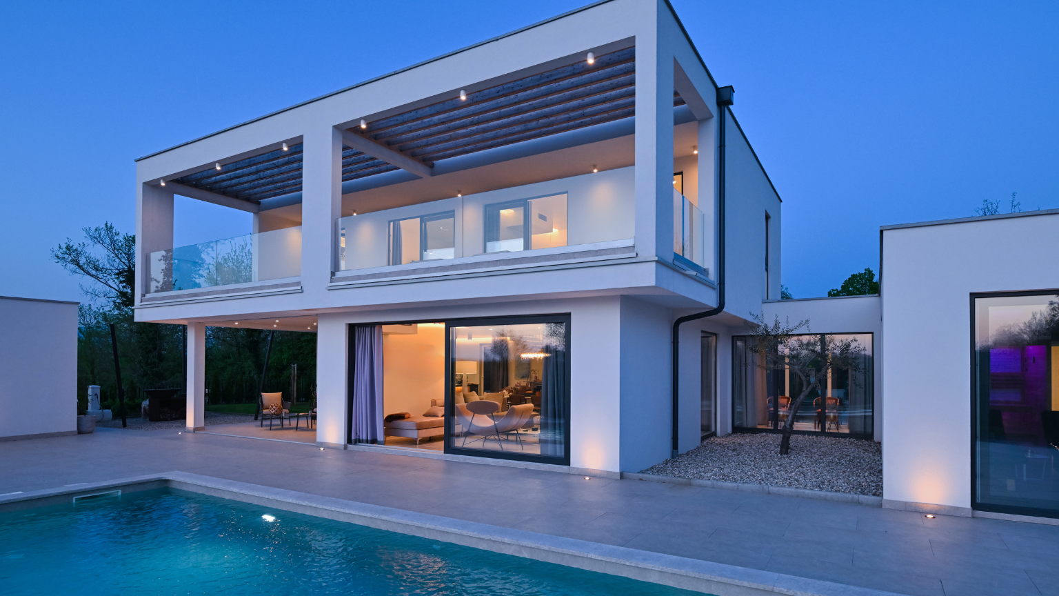 Alojamiento vacacional moderno ideal para turistas.