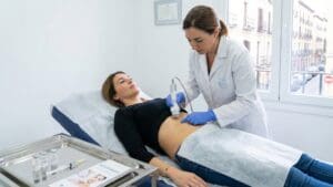¿Qué es la mesoterapia corporal en España y cómo se aplica?