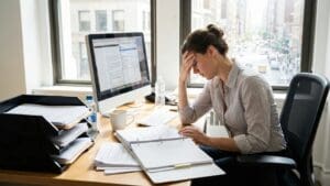 ¿Qué es el estrés crónico y cómo impacta en la salud?