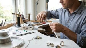 ¿Qué es la joyería artesanal y por qué es tan valorada?