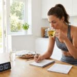 ¿Qué es el ayuno intermitente para mujeres y cómo funciona en el cuerpo femenino?