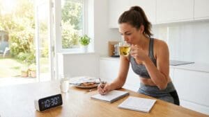 ¿Qué es el ayuno intermitente para mujeres y cómo funciona en el cuerpo femenino?