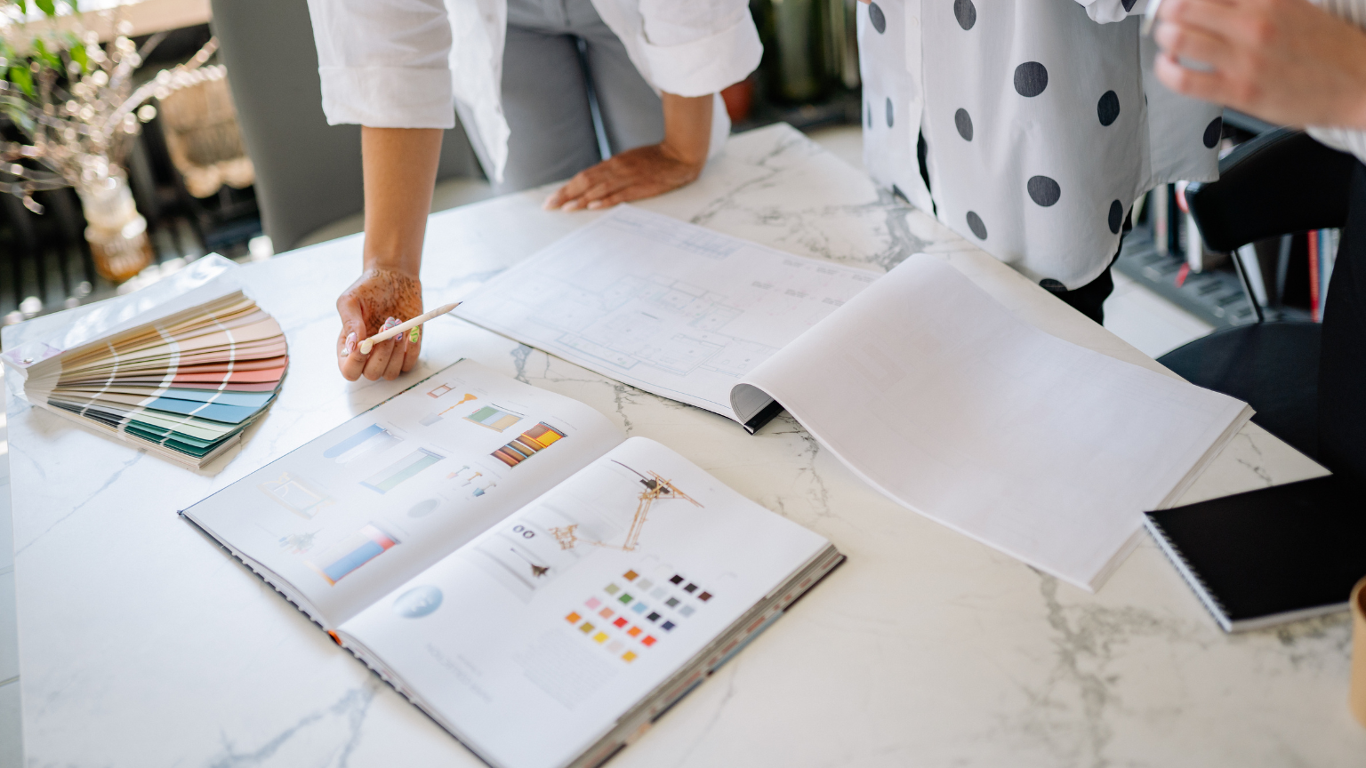 Ilustración para marcas aplicada al diseño creativo y branding visual.