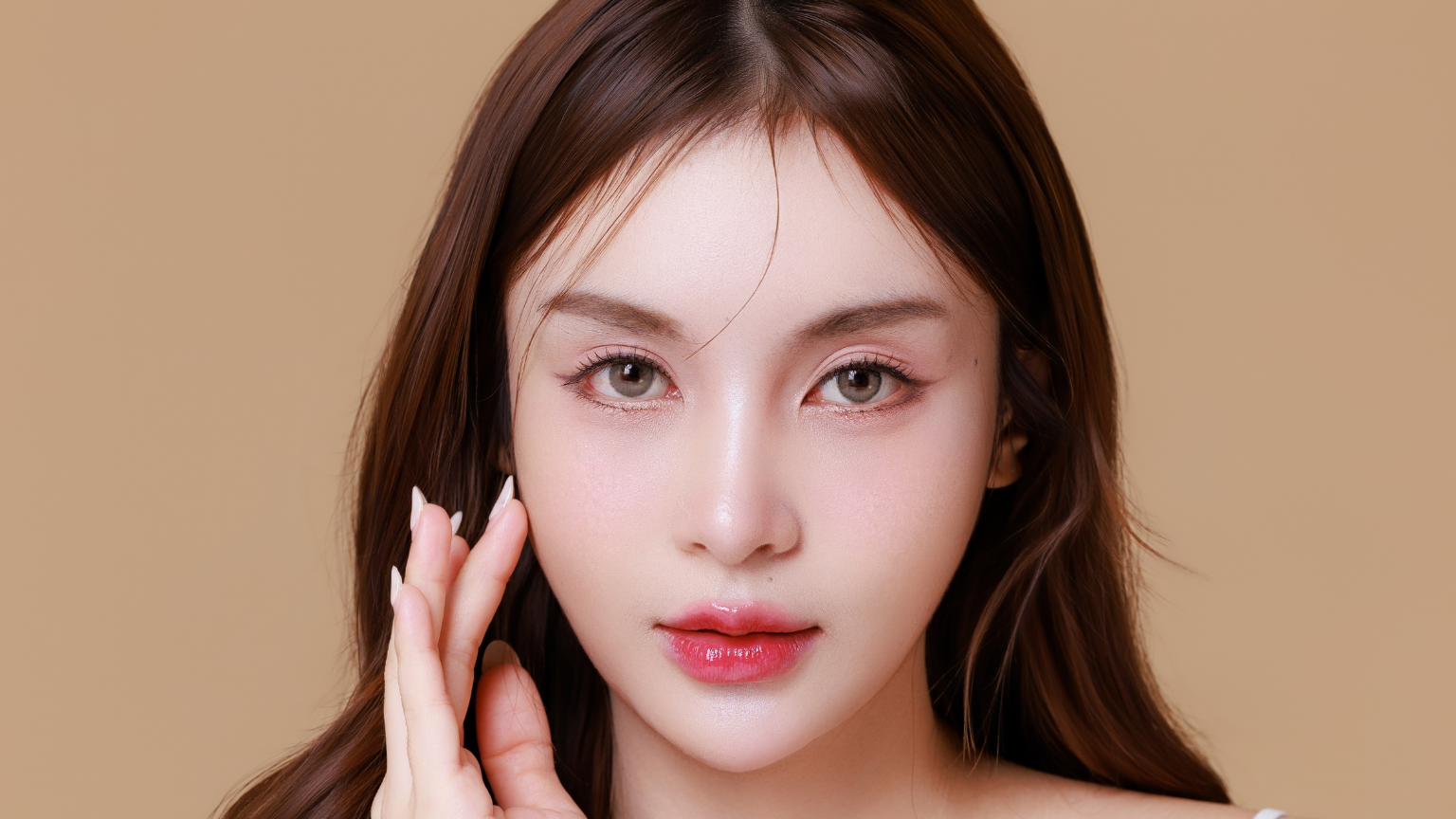 Skincare coreano aplicado en el cuidado facial para mejorar la salud de la piel.