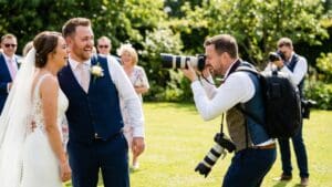 ¿Qué es un reportaje de fotos de boda y por qué es tan importante?