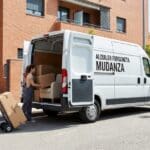 ¿Qué es el alquiler de furgoneta para mudanza y cómo ayuda en tu traslado?