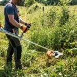 ¿Qué es una desbrozadora para maleza y cómo funciona?