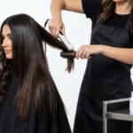 ¿Qué es un alisado duradero experto y cómo transforma el cabello?