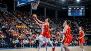¿Cuál es la situación actual del baloncesto femenino en España?