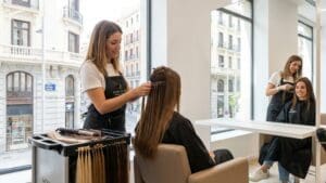 ¿Qué son las extensiones de pelo y por qué son populares en Madrid?