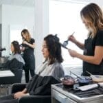 ¿Qué es la coloración del cabello y cómo funciona?